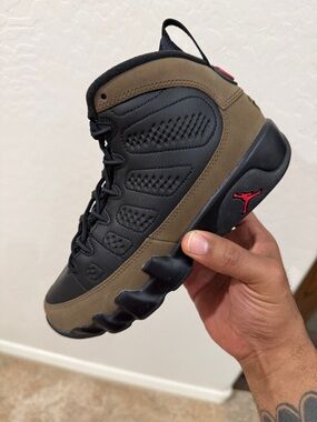 Nike Air Jordan 9 Retro GS Black/True Red Light Olive HV4574 030, Size 5Y / 6.5W